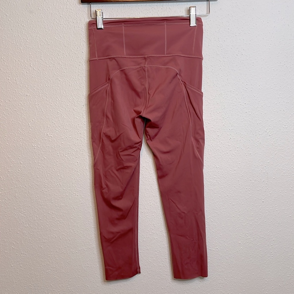 Lululemon Fast and Free High Rise Crop 19’’ Cool Nulux Cherry Tint Pink Size 4 - Picture 3 of 6